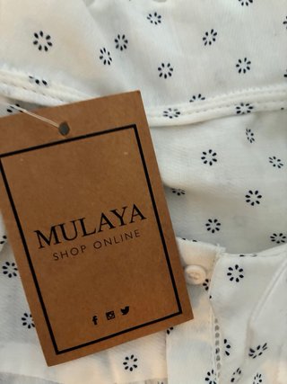 Blusa Mulaya blanca estampada sin mangas