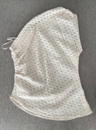 Top asimétrico beige mango talla M