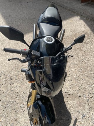 Kawasaki Z1000 Naked Negra