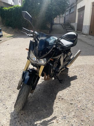 Kawasaki Z1000 Naked Negra