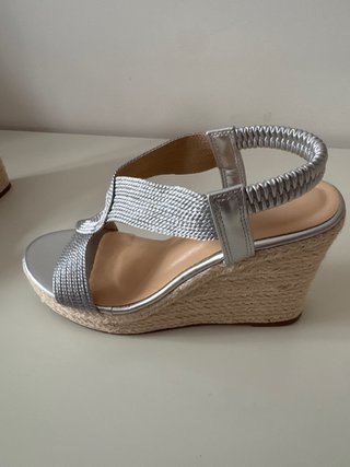Sandalias esparto plateadas