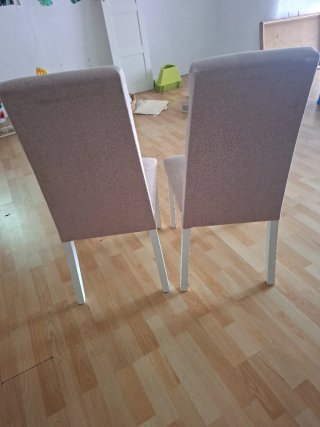 Juego de 2 sillas de comedor beige y blancas