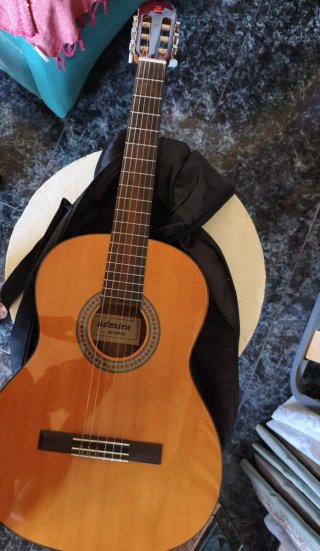 Guitarra Clásica Admira Juanita sin uso