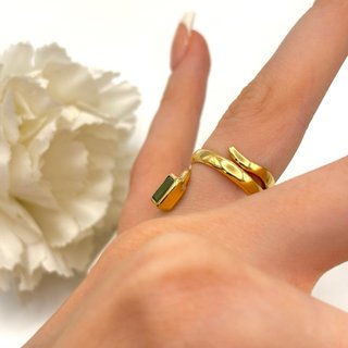 Anillo oro 18kt con esmeralda