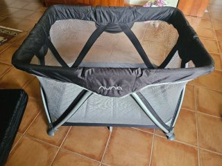 Cuna de viaje Nuna
