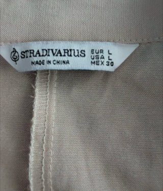 Vestido Stradivarius beige talla L