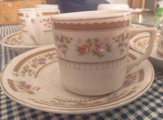Juego de café/té antiguo 5Tazas y 5 Platos, porcel