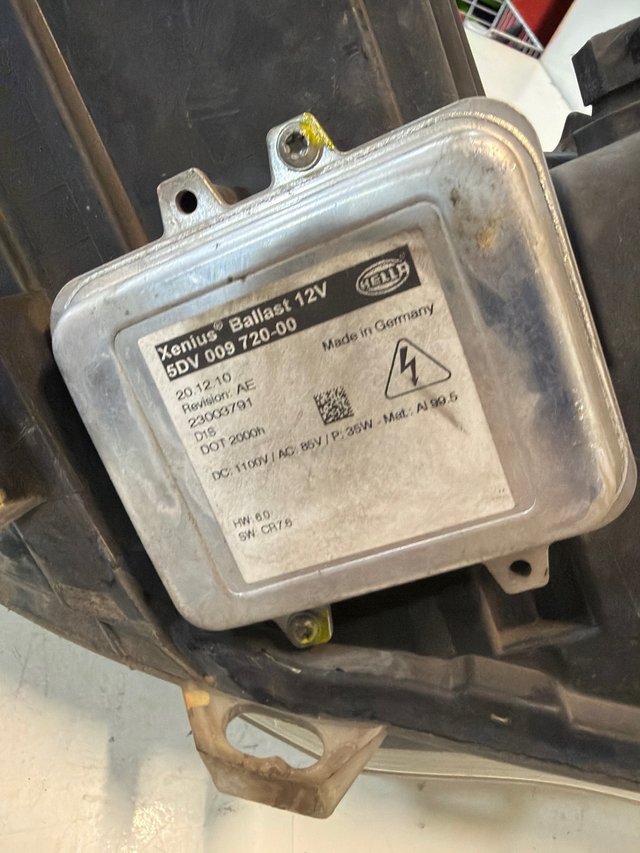 Faro Izquierdo Opel Astra J Xenon