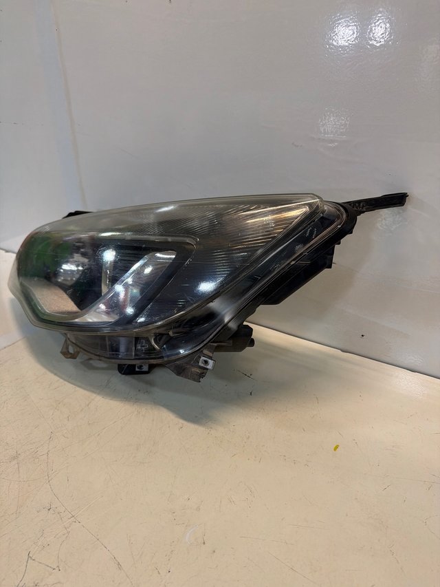 Faro Izquierdo Opel Astra J Xenon