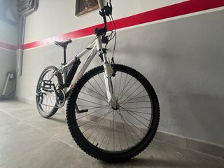 Bicicleta de Montaña BH Blanca