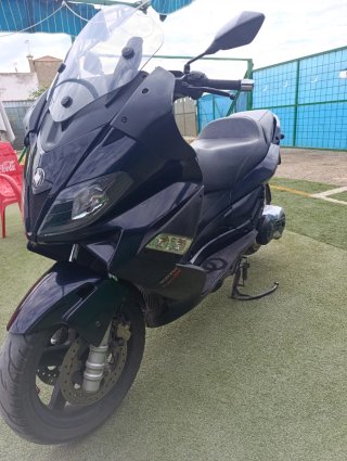 Gilera Nexus 500 Maxi Scooter
