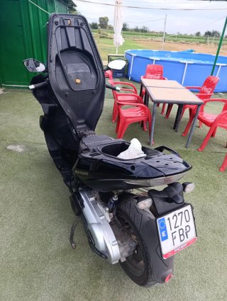 Gilera Nexus 500 Maxi Scooter