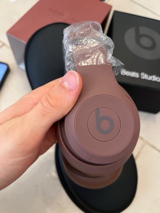 Cuffie Beats Studio Pro x Kim K. Marrone