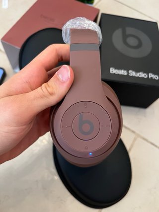 Cuffie Beats Studio Pro x Kim K. Marrone