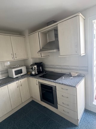 Cocina completa madera beige