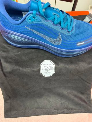 Nike Vomero Plus Swarovski - Azul Fuerza