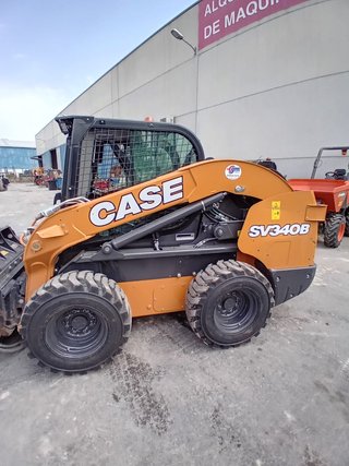 Cargadora Compacta CASE SV340B
