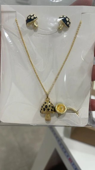 Conjunto cadena y pendientes oro laminado 14k