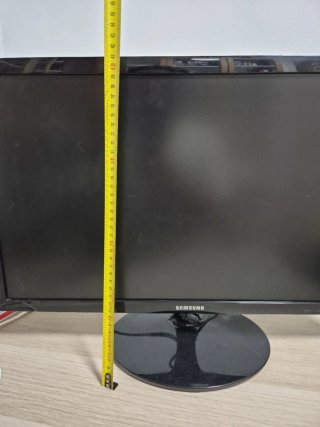 Monitor Samsung S24D300H Negro