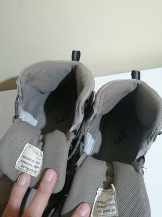 Botas de montaña Quechua impermeables Talla 41