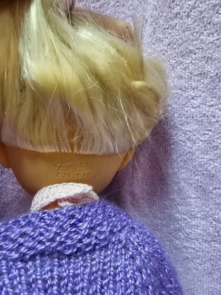 Muñeca Nancy con conjunto tejido