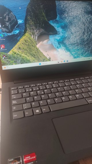 Lenovo Portátil Negro