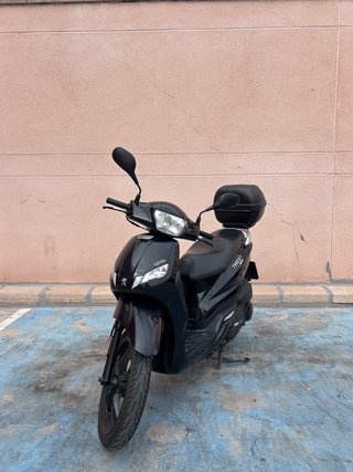 Peugeot Tweet 125 2022 Negra