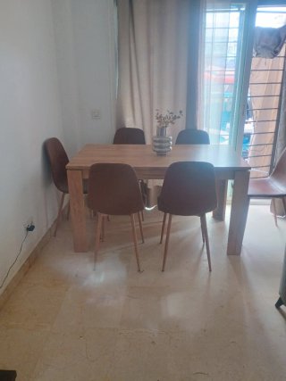 Mesa comedor grande y 6 sillas