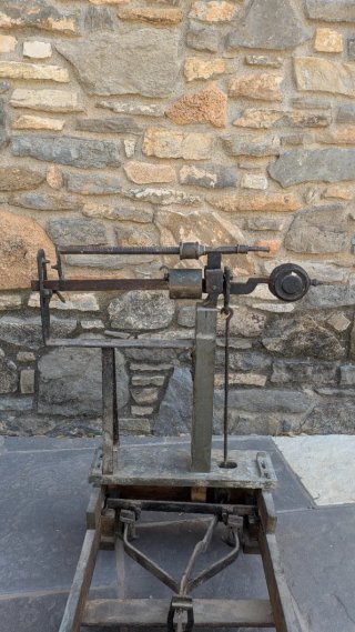 Báscula mecánica antigua