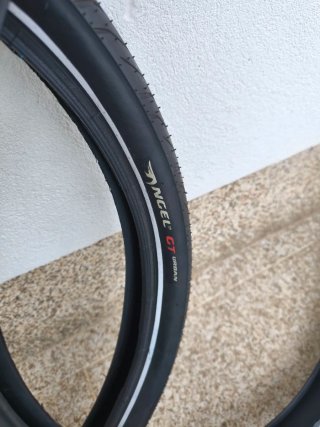 Pneus Pirelli GT urban