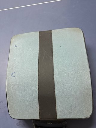 Máquina de escribir Olivetti Lettera 32 con maletí