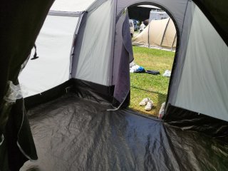 Tenda 4 posti comodi con camere