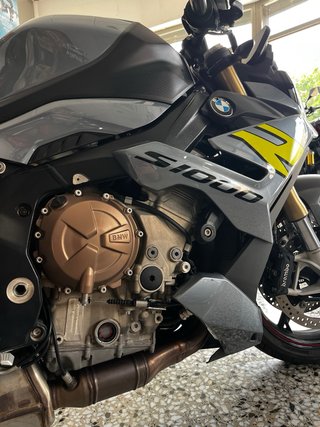 BMW S1000R (2024)