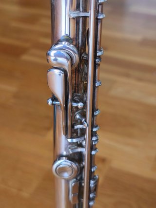 Flauta travesera Yamaha YFL 281SII con estuche