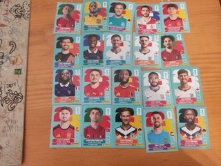 Pack 20 cromos fútbol, con CR7