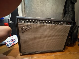 Amplificador Fender Frontman 212R Guitarra