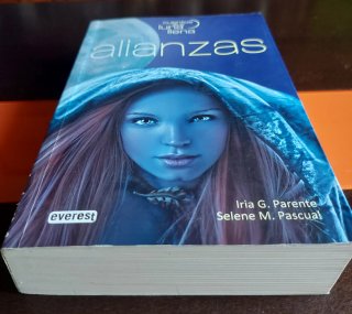 Alianzas. Cuentos de la luna llena. Libro I