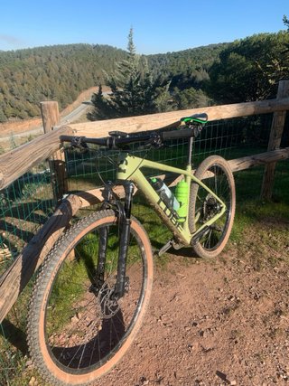 Bicicleta CUBE REACTION RACE C:62