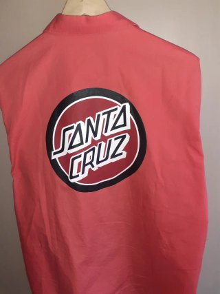 Camisa vintage Manga Corta Santa Cruz Rosa .