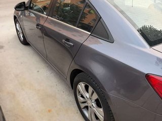 CHEVROLET cruze