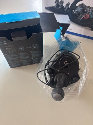 Volante Logitech G29 PS4/PS5 + Shifter