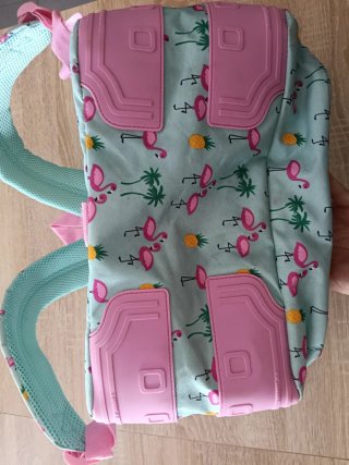 Mochila Glow Lab + estuche + neceser a juego