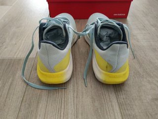 New Balance FuelCell Propel Mujer T40.5