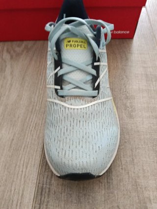 New Balance FuelCell Propel Mujer T40.5