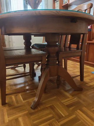 Mesa extensible madera y cristal + 8 sillas