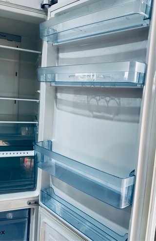 632.Frigorifico Combi Haier 1.85x60 No Frost SM