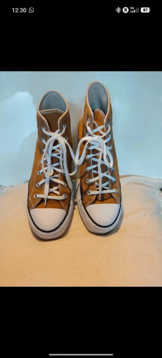 Converse mostaza plataforma