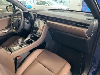 Lexus LBX 1.5 HEV Elegant Plus 100 kW (136 CV)