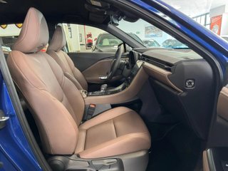 Lexus LBX 1.5 HEV Elegant Plus 100 kW (136 CV)