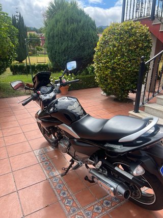 Suzuki Inazuma 250cc Negra/Plata